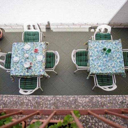 Rooms Dragica Palit Exterior foto