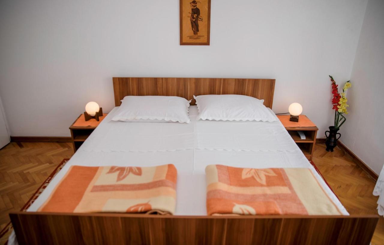 Rooms Dragica Palit Exterior foto