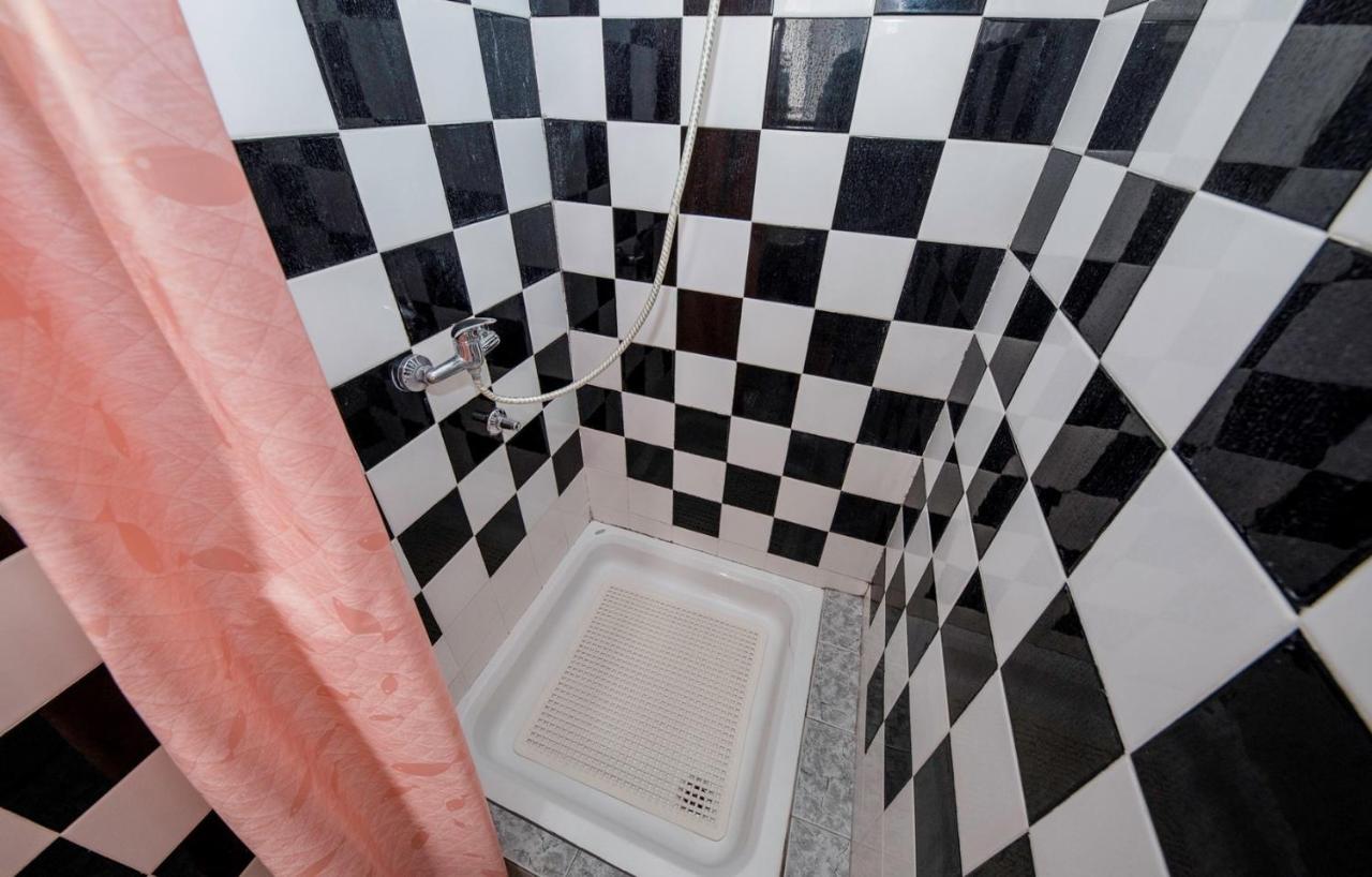 Rooms Dragica Palit Exterior foto
